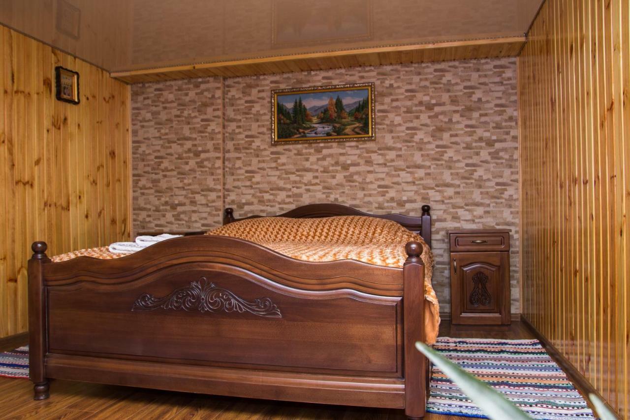 Карпатське Сяйво Hotell Synevyr Exteriör bild